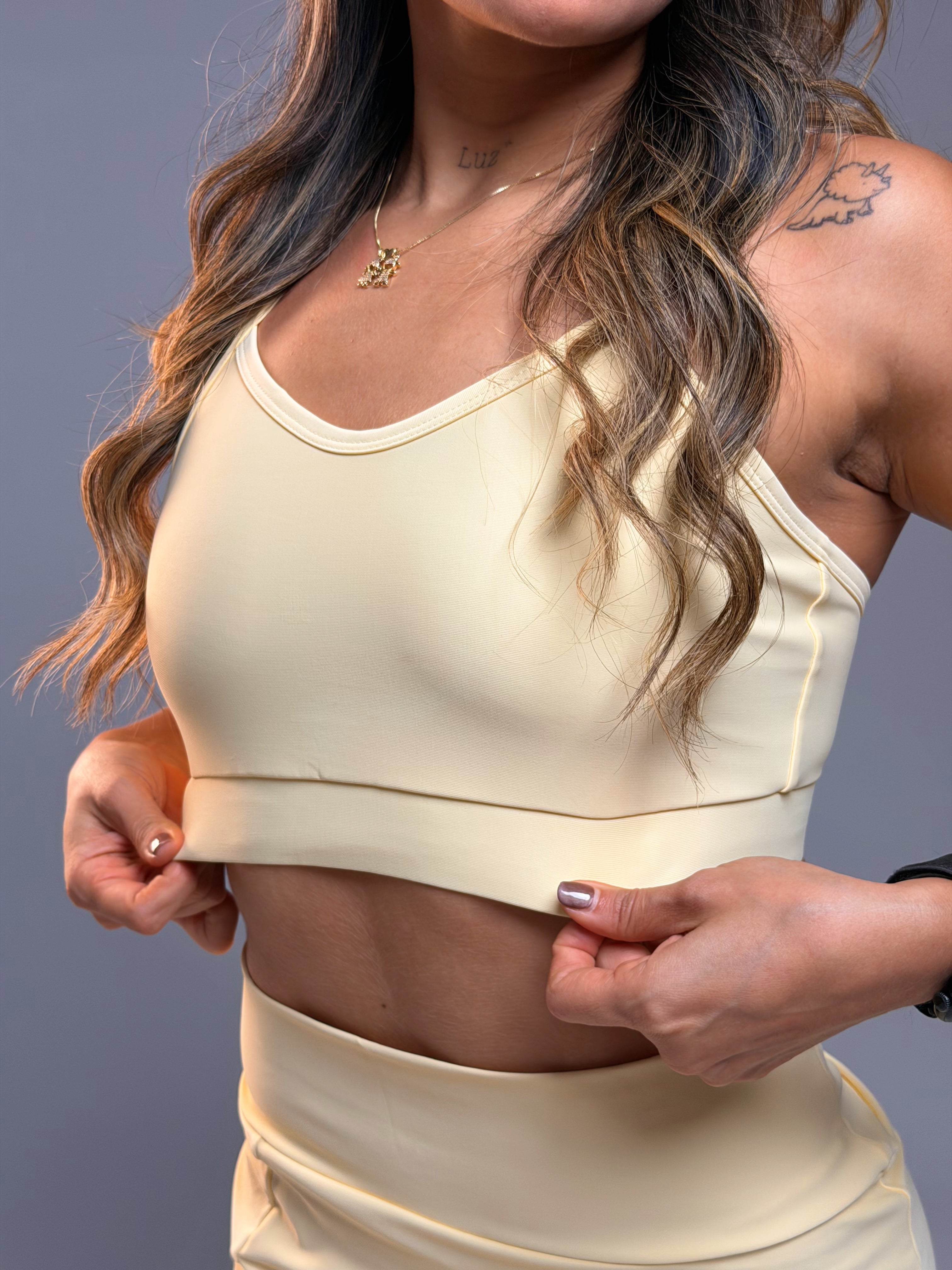 Essence Fit Top
